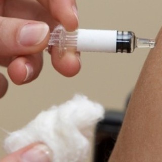 Vaccini: sospensione delle sanzioni per chi non è ancora in regola, Viale “Liguria virtuosa con coperture vaccinali in costante aumento” Vaccini: sospensione delle sanzioni per chi non è ancora in regola, Viale “Liguria virtuosa con coperture vaccinali in costante aumento”