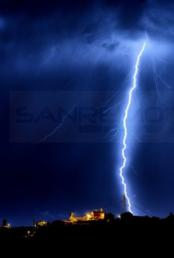 Temporali in arrivo sul Ponente: allerta gialla nello Spezzino, attenzione anche in provincia di Imperia Temporali in arrivo sul Ponente: allerta gialla nello Spezzino, attenzione anche in provincia di Imperia
