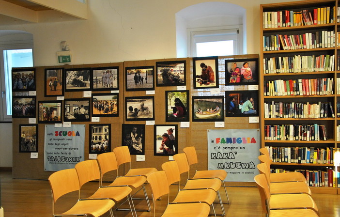 Ventimiglia: ‘Giornata Mondiale per l'Alfabetizzazione’, da oggi la mostra ‘Il mio maestro bambino’ all'Aprosiana