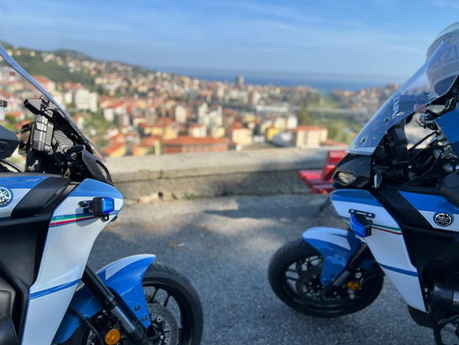 Imperia: con la Polizia il rogetto ‘Educazione alla legalità’, incontro alla Camera di Commercio Imperia: con la Polizia il rogetto ‘Educazione alla legalità’, incontro alla Camera di Commercio