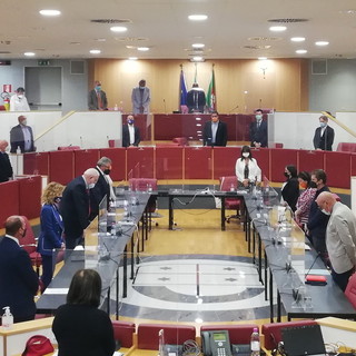 Seduta del consiglio regionale dedicata al Giorno della Memoria, Toti: “Oggi come allora si fa strada la teoria del negazionismo”