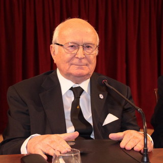 La Massoneria tuona dal Casinò di Sanremo "La politica dell'attuale Governo non ci piace, è incompetente" (Video)