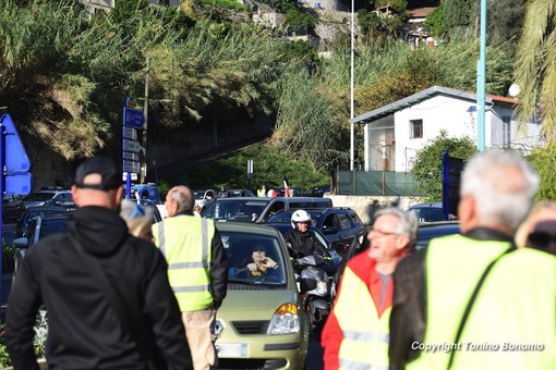 La manifestazione a Mentone lo scorso 17 novembre La manifestazione a Mentone lo scorso 17 novembre