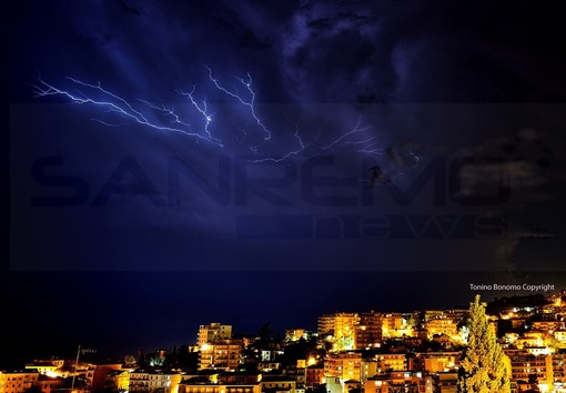 Previsioni meteo per Pasqua e calo dei turisti: un lettore si unisce alle lamentele di operatori e commercianti Previsioni meteo per Pasqua e calo dei turisti: un lettore si unisce alle lamentele di operatori e commercianti