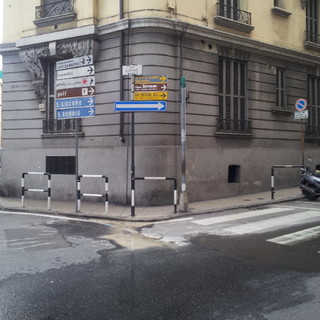 Sanremo: perdita d'acqua da una tubazione sotto rondò Francia, stamane intervento dell'Amaie Sanremo: perdita d'acqua da una tubazione sotto rondò Francia, stamane intervento dell'Amaie