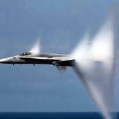 Forte boato e qualche vetro che trema: paura per un terremoto ma è stato il classico aereo Forte boato e qualche vetro che trema: paura per un terremoto ma è stato il classico aereo