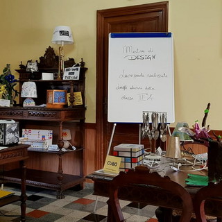 Sanremo: grande successo per la mostra delle lampade realizzate dalla 3a dell'Istituto Mater Misericordiae (Foto) Sanremo: grande successo per la mostra delle lampade realizzate dalla 3a dell'Istituto Mater Misericordiae (Foto)