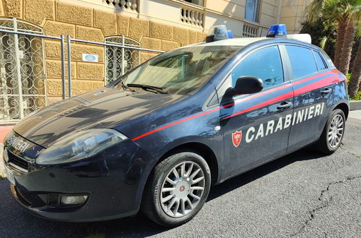 Sanremo: donna rapinata in pieno centro, i Carabinieri recuperano la refurtiva in poche ore Sanremo: donna rapinata in pieno centro, i Carabinieri recuperano la refurtiva in poche ore