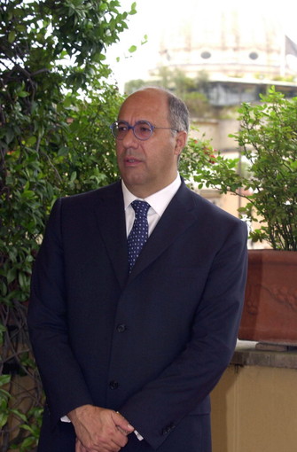 Il sanremese Marco Sarlo insignito del titolo di ex alunno 2011