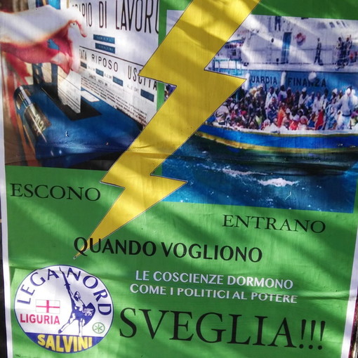 Sanremo: campagna della Lega Nord accomuna gli sbarchi dei disperati ai 'furbetti del cartellino'