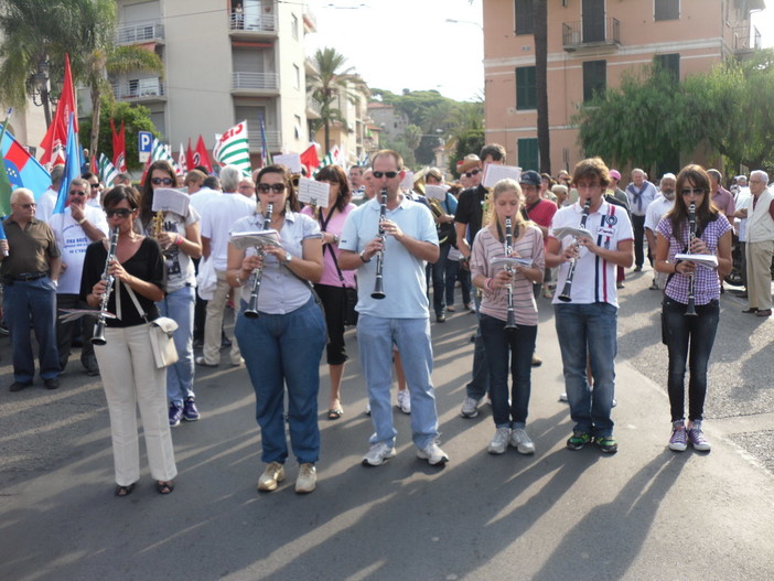 Marcia per la salvaguardia del Saint Charles: intervento di Comitato, Cisl e Uil