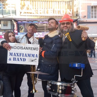 Sanremo: la 'MaxFiamma & Band' ospite della trasmissione 'La volta buona' in diretta su Rai Uno Sanremo: la 'MaxFiamma & Band' ospite della trasmissione 'La volta buona' in diretta su Rai Uno