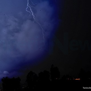 I fulmini di ieri sera nelle foto di Tonino Bonomo I fulmini di ieri sera nelle foto di Tonino Bonomo