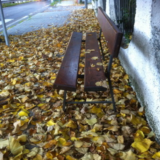 Ventimiglia: marciapiede di Porra in pessime condizioni, l'appello di un nostro lettore