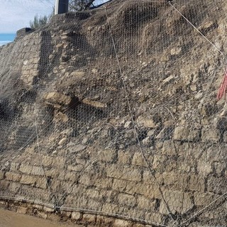 Soldano: sistemato il muro sulla Provinciale 59 franato due anni fa, rimosso il senso unico alternato (Foto)