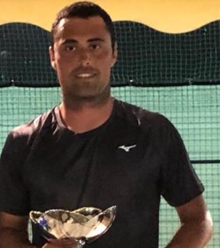 Matteo Civarolo, tesserato Tennis Sanremo, ha sbancato Ceriale
