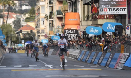 Milano-Sanremo 2023: tra 10 giorni l'arrivo in via Roma, ecco tutti i divieti e i cambi di viabilità Milano-Sanremo 2023: tra 10 giorni l'arrivo in via Roma, ecco tutti i divieti e i cambi di viabilità