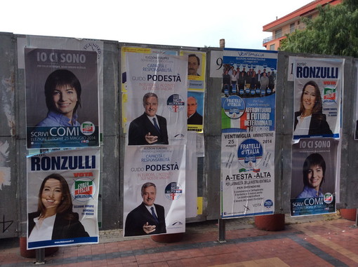 Sanremo: impossibilità di affiggere i manifesti elettorali, la protesta della Lega matuziana Sanremo: impossibilità di affiggere i manifesti elettorali, la protesta della Lega matuziana
