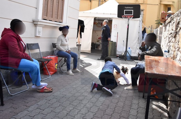 Ventimiglia: capigruppo per Cpr e centro di accoglienza? No! E scatta la protesta dell'opposizione Ventimiglia: capigruppo per Cpr e centro di accoglienza? No! E scatta la protesta dell'opposizione