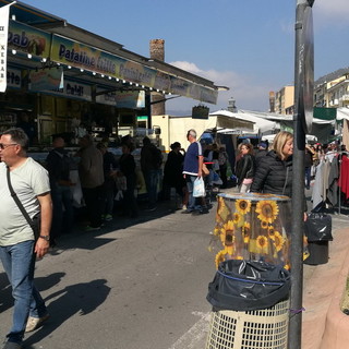 Ventimiglia: l’Amministrazione ripensa il mercato del venerdì, ma il M5S non condivide le modifiche, Malivindi “Ennesima occasione persa”