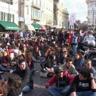 Sanremo: domani mattina corteo studentesco a partire dalle 8 lungo le vie del centro città Sanremo: domani mattina corteo studentesco a partire dalle 8 lungo le vie del centro città