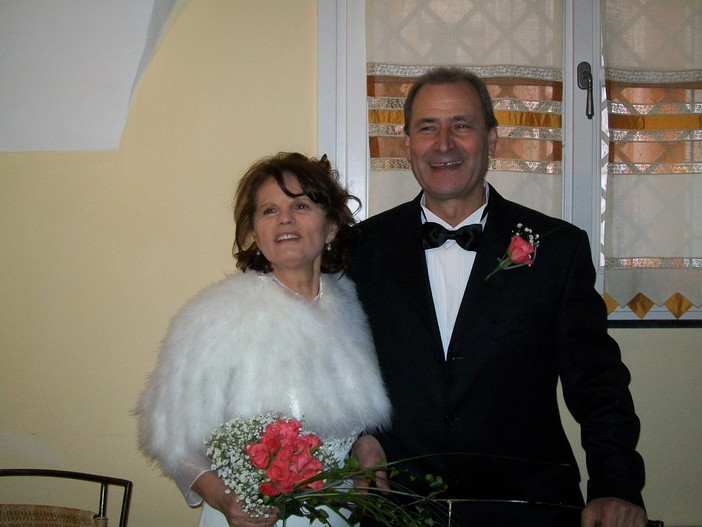 La poetessa imperiese Sara Rodolao unita in matrimonio con l'operatore Turistico albenganese Domenico De Franco La poetessa imperiese Sara Rodolao unita in matrimonio con l'operatore Turistico albenganese Domenico De Franco