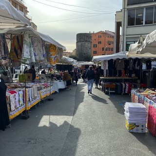 Commercio su aree pubbliche a Sanremo: rinnovo delle concessioni prorogato al 30 giugno 2021