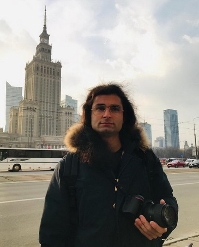 Oggi pomeriggio l'artista ventimigliese inaugura la sua personale 'I Colossi' a Varsavia in Polonia Oggi pomeriggio l'artista ventimigliese inaugura la sua personale 'I Colossi' a Varsavia in Polonia