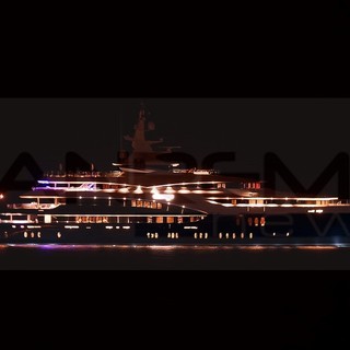 Sanremo: uno degli uomini più ricchi al Mondo ieri in città con il suo mega yacht in rada (Foto) Sanremo: uno degli uomini più ricchi al Mondo ieri in città con il suo mega yacht in rada (Foto)