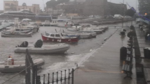 La mareggiata a porto vecchio