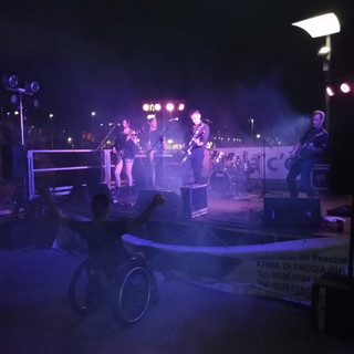 Imperia: grande successo ieri sera per 'Musica e Solidarietà' organizzata dal Comitato San Giovanni e Bar 11 (Foto)