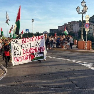 Ventimiglia: abbordata la 'flotilla' a largo di Gaza: organizzato un presidio oggi pomeriggio a Largo Torino