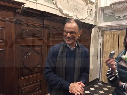 Ventimiglia: Magdi Cristiano Allam "La politica sui migranti farà esplodere il razzismo in Italia!"