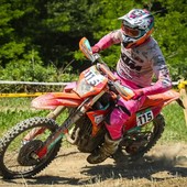 Enduro Major, Dall’Ava trionfa a Bosio dopo un duello spettacolare e riapre la corsa al titolo italiano Enduro Major, Dall’Ava trionfa a Bosio dopo un duello spettacolare e riapre la corsa al titolo italiano