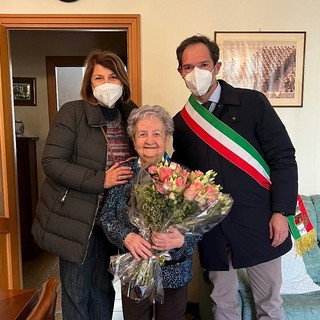 Bordighera, Maria Misitano compie cento anni. Ingenito: “I più sinceri auguri" (Foto) Bordighera, Maria Misitano compie cento anni. Ingenito: “I più sinceri auguri" (Foto)