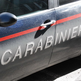 Sanremo: bimbo si sente male, l'auto dei genitori scortata in ospedale dai Carabinieri Sanremo: bimbo si sente male, l'auto dei genitori scortata in ospedale dai Carabinieri