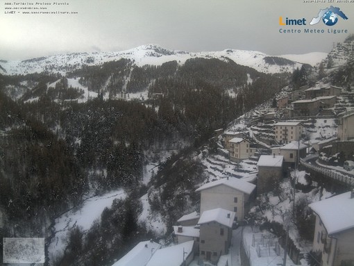 Monesi questa mattina (Sotto le foto di Limone e Prato Nevoso)