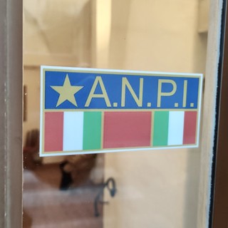 Bordighera: 25 Aprile, nella sede ANPI-UCD una mostra di pubblicazioni sulla Giornata della Liberazione