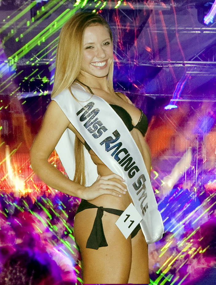 A Loano l'imperiese Carol Enrico vince la fascia di 'Miss Racing Style 2012'