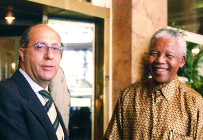 Marco Sarlo con Nelson Mandela