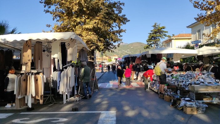Allerta meteo arancione: annullati i mercati del venerdì a Santo Stefano e Ventimiglia