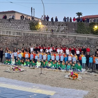 Ventimiglia: al Teatro Romano lo spettacolo “Mondo 2030 in song” della scuola primaria di Nervia Ventimiglia: al Teatro Romano lo spettacolo “Mondo 2030 in song” della scuola primaria di Nervia