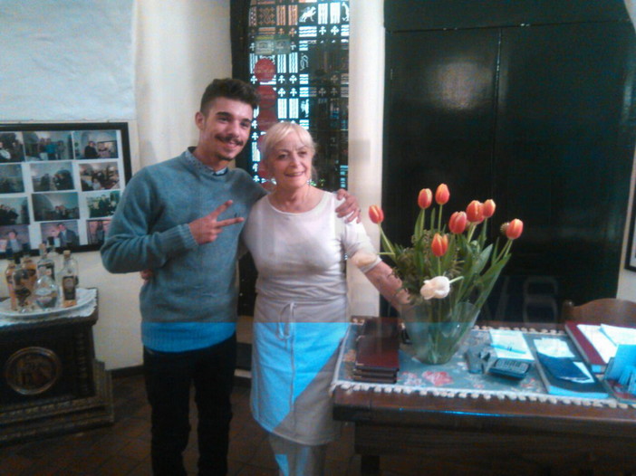 #Sanremo2015: Moreno e la cena 'Da Vittorio' dopo le prove per il prossimo Festival #Sanremo2015: Moreno e la cena 'Da Vittorio' dopo le prove per il prossimo Festival