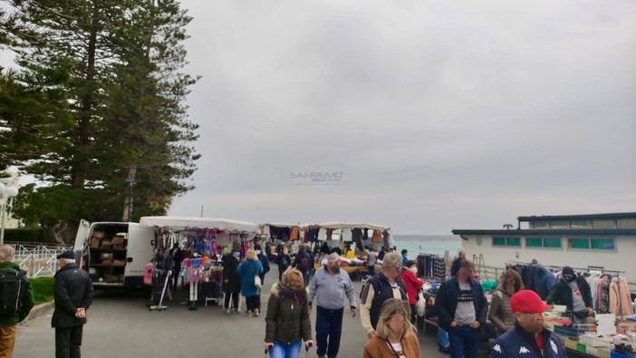 Le immagini dal mercato di Bordighera Le immagini dal mercato di Bordighera
