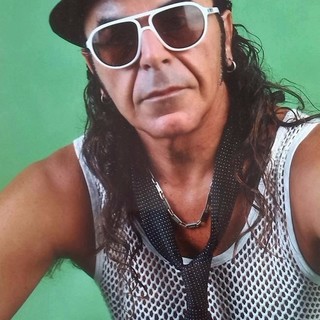 Mister Pipoli torna nella Città dei Fiori per partecipare alle finali nazionali di Casa Sanremo, con il brano "Mai Paura Mai" Mister Pipoli torna nella Città dei Fiori per partecipare alle finali nazionali di Casa Sanremo, con il brano "Mai Paura Mai"