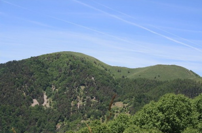 Molini di Triora: il 24 giugno, da Aigovo fino ai prati di San Giovanni per un'escursione unica nella natura Molini di Triora: il 24 giugno, da Aigovo fino ai prati di San Giovanni per un'escursione unica nella natura