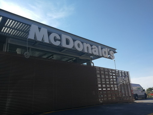 Imperia: apre venerdì prossimo il nuovo McDonald's di lungomare Vespucci, lavoro per 40 persone (Foto)