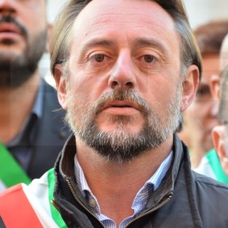 Bordighera: ridistribuite le deleghe restituite da Bozzarelli e Sapino, il Sindaco Pallanca mantiene la 'nettezza urbana' coadiuvato da Carmelo Taverna Bordighera: ridistribuite le deleghe restituite da Bozzarelli e Sapino, il Sindaco Pallanca mantiene la 'nettezza urbana' coadiuvato da Carmelo Taverna
