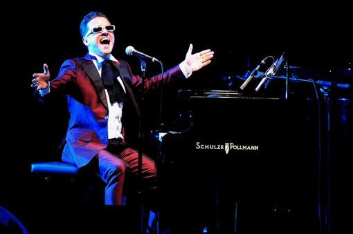 Ventimiglia: domani sera il fenomeno del rock ’n’ roll Matthew Lee al Teatro Comunale Ventimiglia: domani sera il fenomeno del rock ’n’ roll Matthew Lee al Teatro Comunale