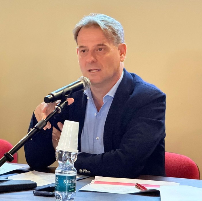 Edilizia, l'assessore Scajola vola a Roma per firmare l'accordo sulle politiche abitative Edilizia, l'assessore Scajola vola a Roma per firmare l'accordo sulle politiche abitative